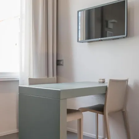 Yourelais Pergolesi 那不勒斯