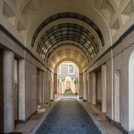 Yourelais Pergolesi Napoli